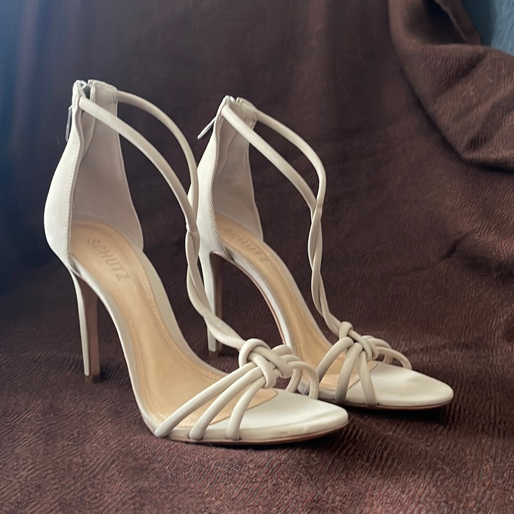 Schutz oyster colored stiletto heels. New in box